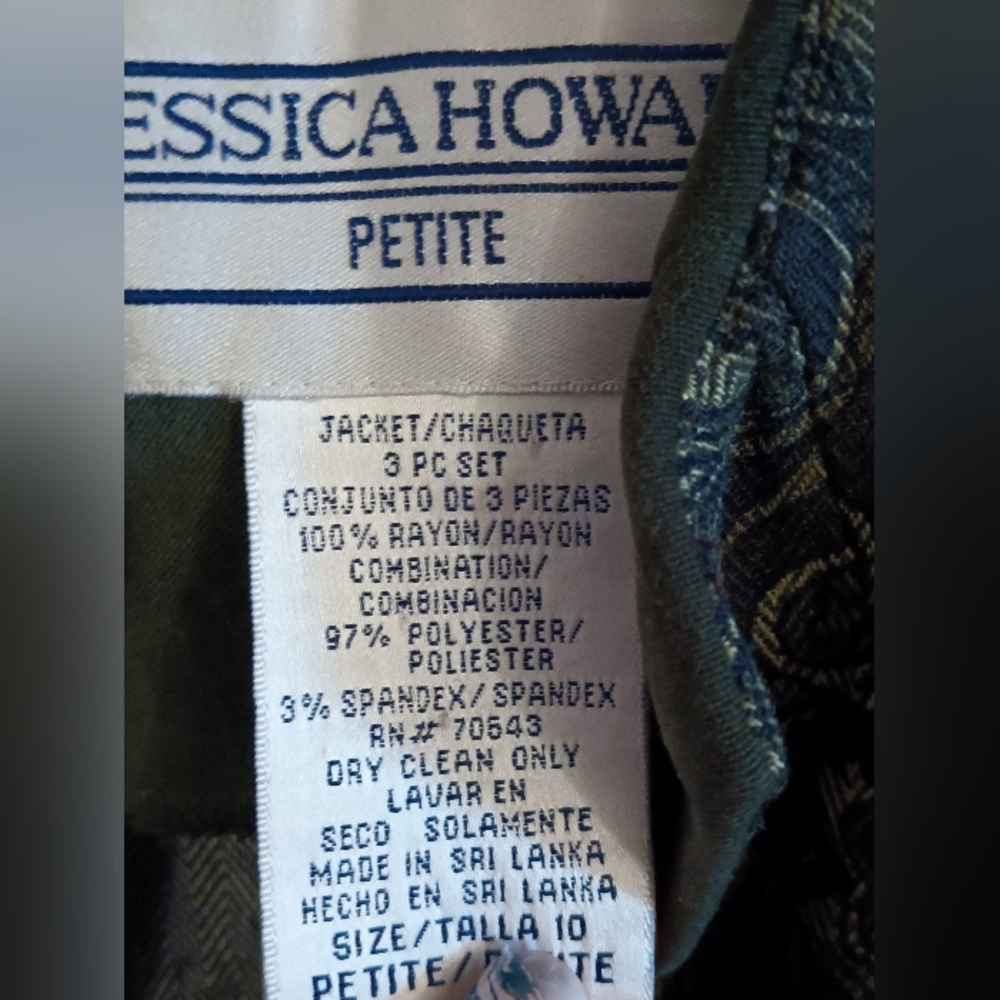𝑱𝒆𝒔𝒔𝒊𝒄𝒂 𝑯𝒐𝒘𝒂𝒓𝒅 𝑽𝒕𝒈. 𝑷𝒂𝒊𝒔𝒍𝒆𝒚 𝑩𝒍𝒂𝒛𝒆𝒓 - Picture 8 of 11
